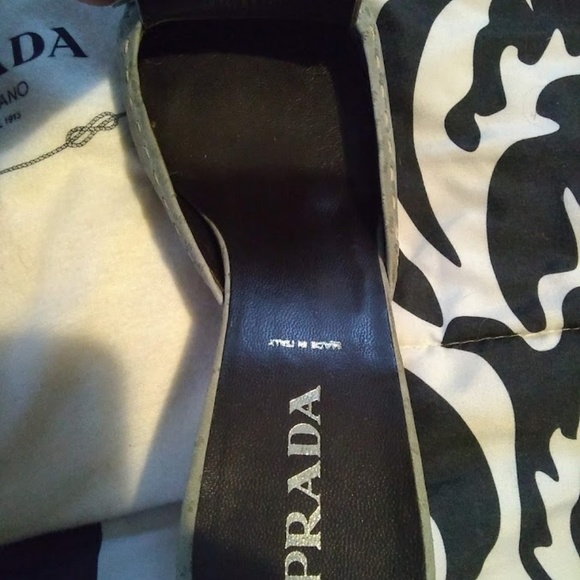 Vintage PRADA Gray Ostrich Leather Mules - Picture 7 of 7